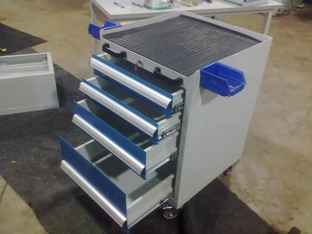 ���߹�/���߳�